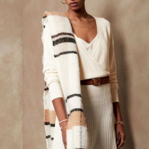 Banana Republic Factory Sweaters - Banana Republic Forever Wrap V-Neck Pullover Sweater